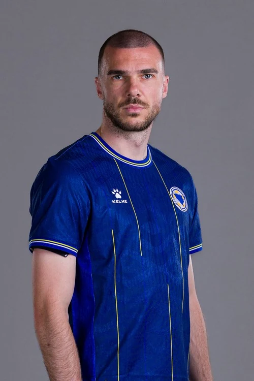 Nihad Mujakić - fudbalska reprezentacija Bosne i Hercegovine